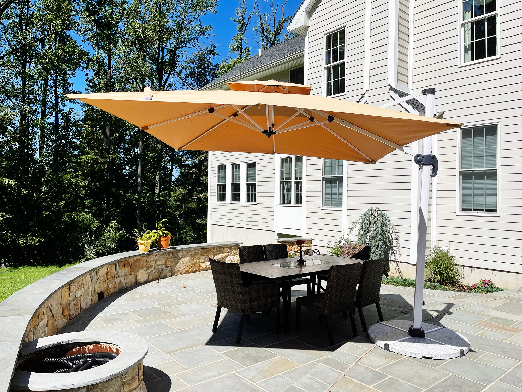 10 Ft Offset Cantilever Patio Umbrella / Double Roof /360 Rotation 10 Ft Offset Cantilever Patio Umbrella / Double Roof /360 Rotation